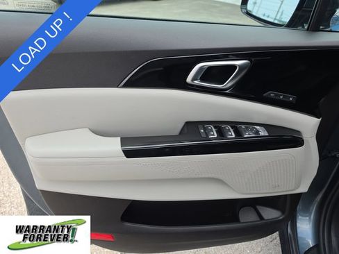 Used 2024 Kia Carnival SX FWD image 17