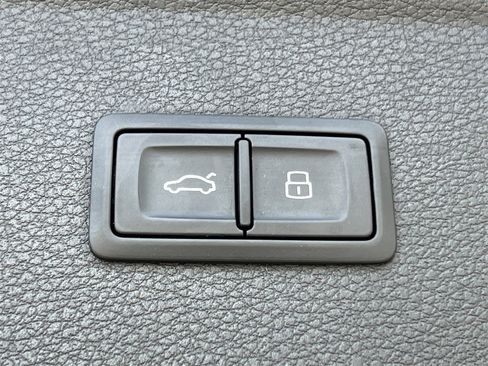 Used 2018 Audi Q5 2.0T Premium Plus w/ Premium Plus Package image 6