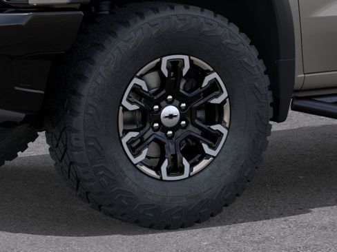 New 2026 Chevrolet Silverado 1500 ZR2 image 9