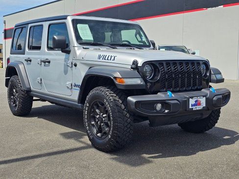 Used 2023 Jeep Wrangler Unlimited AWD/4WD image 1