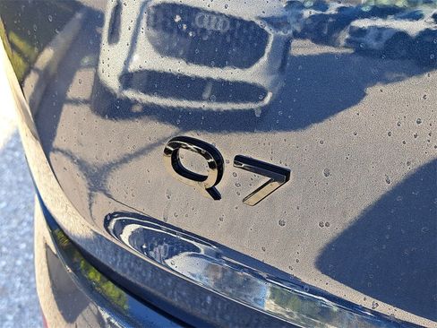 New 2026 Audi Q7 2.0T Premium image 5