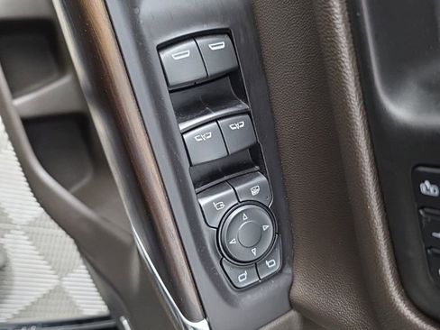 Used 2020 GMC Sierra 1500 SLT w/ SLT Premium Plus Package AWD/4WD image 14