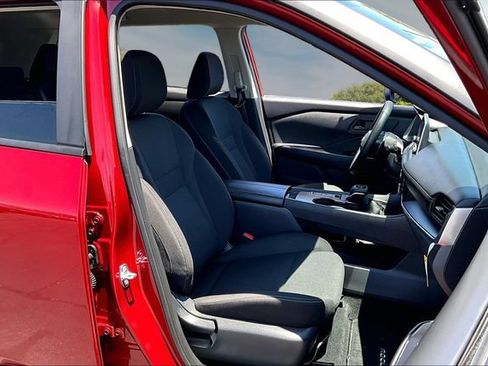 Certified 2026 Nissan Rogue S FWD image 27