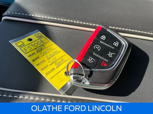 Used 2023 Cadillac Escalade V image 11