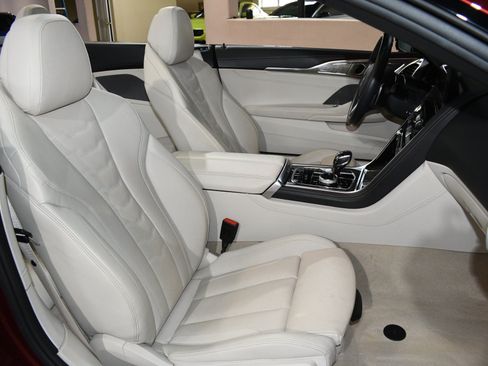 Used 2023 BMW M850i xDrive Convertible w/ Driving Assistance Package AWD/4WD image 8
