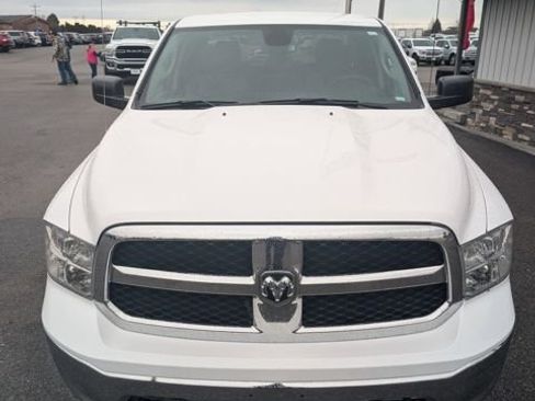 Used 2022 RAM 1500 Classic SLT w/ Protection Group AWD/4WD image 2