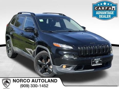Used 2017 Jeep Cherokee Limited image 1
