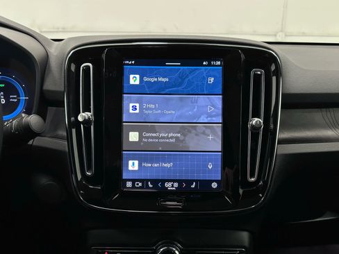 Used 2023 Volvo C40 P8 Recharge Plus image 30