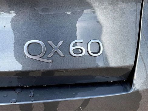 Used 2026 INFINITI QX60 Luxe w/ Cargo Package image 8