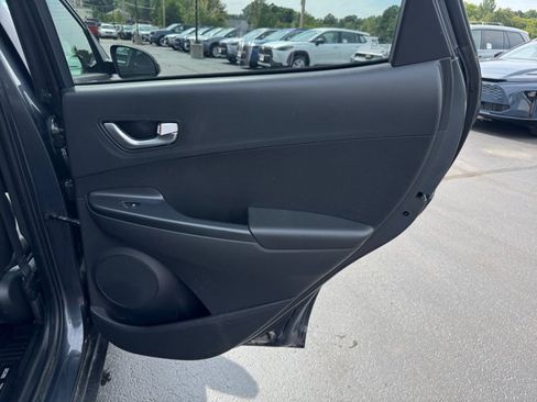 Certified 2022 Hyundai Kona SEL w/ Convenience Package AWD/4WD image 25