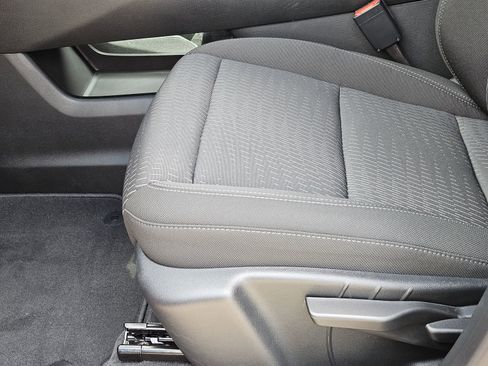 New 2026 Chevrolet Equinox LT FWD image 24