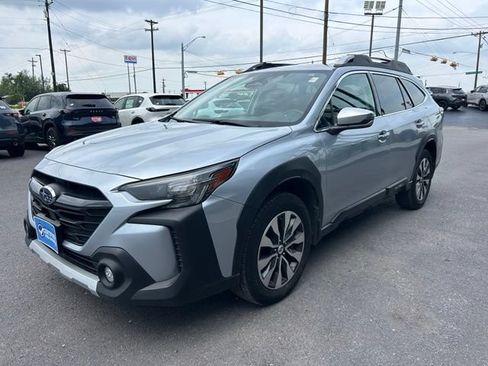 Used 2024 Subaru Outback Touring XT AWD/4WD image 3