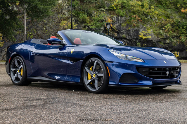 Used 2022 Ferrari Portofino M RWD image 11