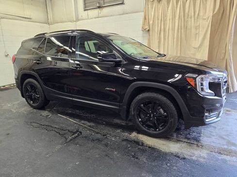 Used 2024 GMC Terrain AT4 w/ Infotainment Package II AWD/4WD image 5