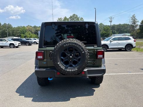 Used 2023 Jeep Wrangler Unlimited w/ Cold Weather Group AWD/4WD image 10