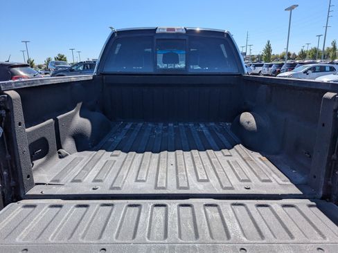 Used 2014 Ford F150 FX4 w/ Equipment Group 402A Luxury AWD/4WD image 32
