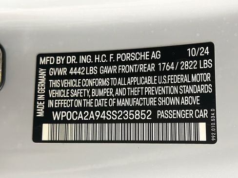 Certified 2025 Porsche 911 Carrera RWD image 41