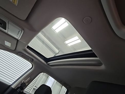 Used 2024 Honda CR-V EX image 27