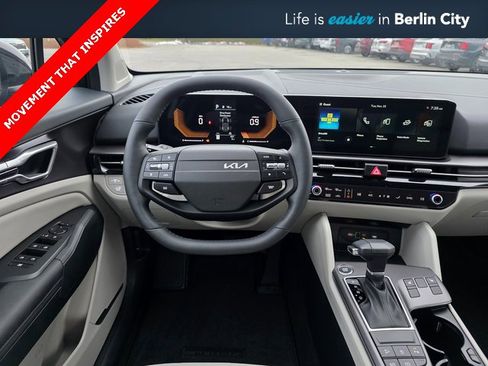 New 2026 Kia Sportage EX image 19