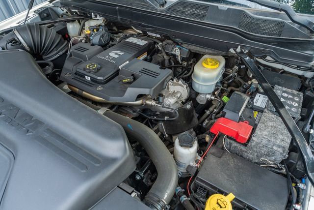 Used 2019 RAM 2500 Laramie AWD/4WD image 11