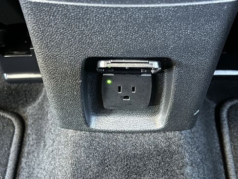 Used 2022 Ford EcoSport Titanium image 42