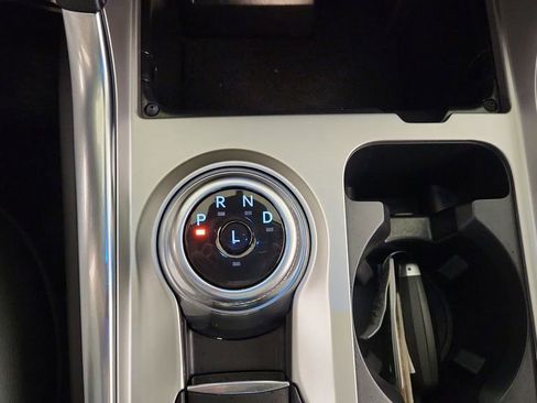 New 2024 Ford Explorer XLT w/ Equipment Group 202A image 35