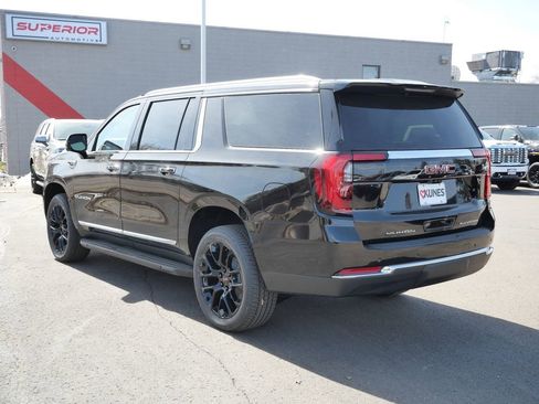 New 2026 GMC Yukon XL Elevation image 9