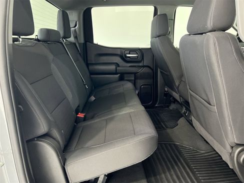 Used 2025 Chevrolet Silverado 1500 Custom image 23