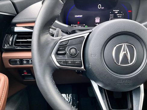 Used 2024 Acura MDX SH-AWD w/ Technology Package image 24