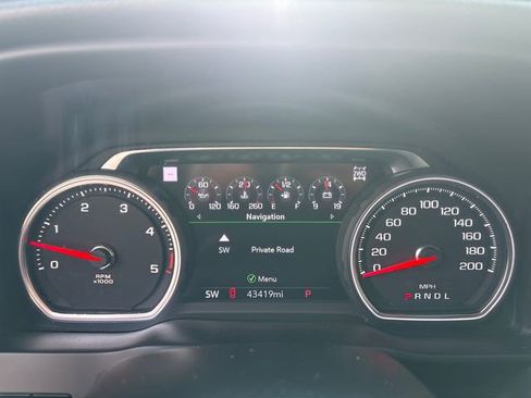 Used 2023 Chevrolet Silverado 2500 High Country image 24