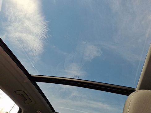 New 2025 Audi Q5 Premium image 11