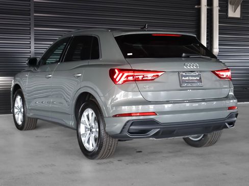 New 2025 Audi Q3 2.0T Premium image 2