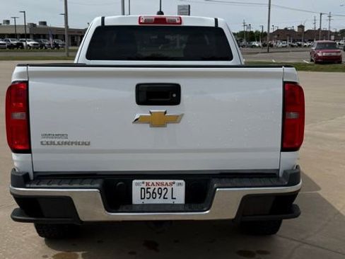 Used 2017 Chevrolet Colorado W/T w/ WT Convenience Package AWD/4WD image 4