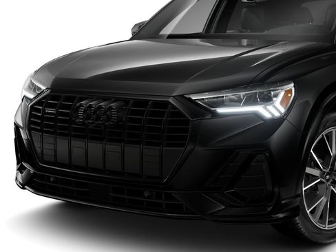 Certified 2025 Audi Q3 2.0T Premium Plus w/ Premium Plus Package AWD/4WD image 6
