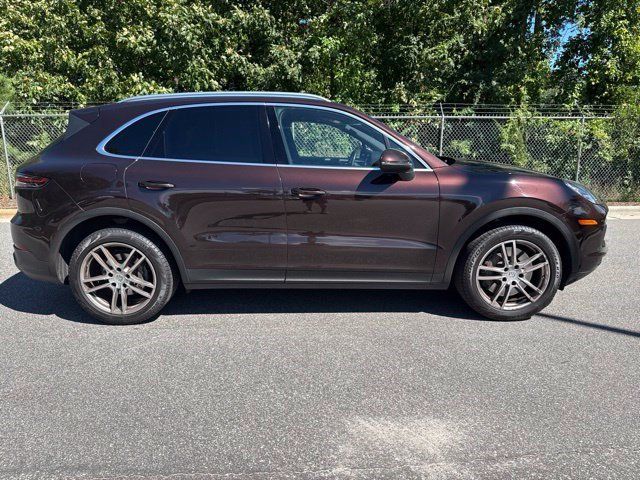 Used 2019 Porsche Cayenne S AWD/4WD image 4