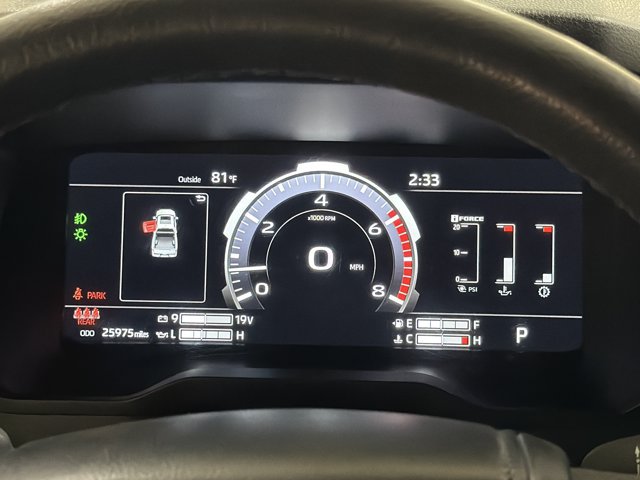 Used 2024 Toyota Tundra Limited AWD/4WD image 28