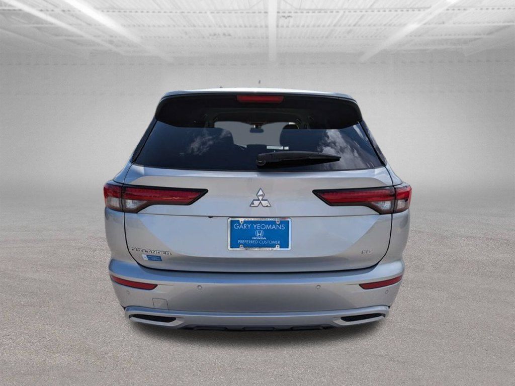 Used 2024 Mitsubishi Outlander SE FWD image 6