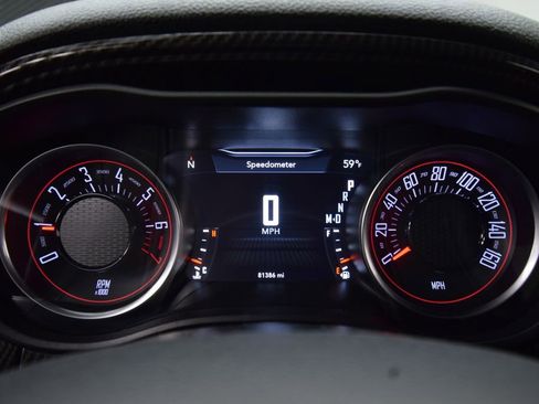 Used 2019 Dodge Challenger SXT image 19