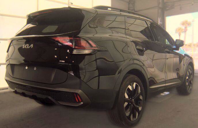 Used 2023 Kia Sportage X-Line w/ X-Line Premium Package AWD/4WD image 5