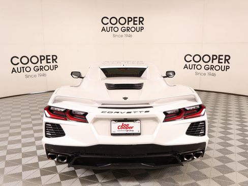 Used 2023 Chevrolet Corvette Stingray Premium Conv w/ Z51 Performance Package RWD image 19