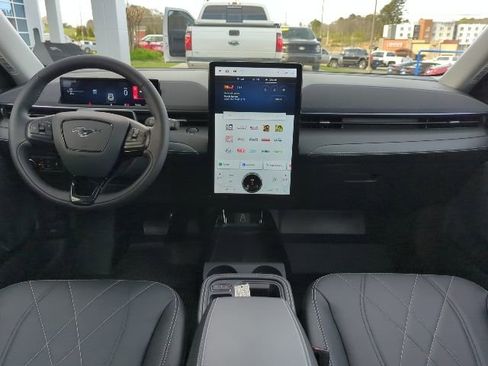 Used 2025 Ford Mustang Mach-E Select w/ Comfort Package Lite image 16