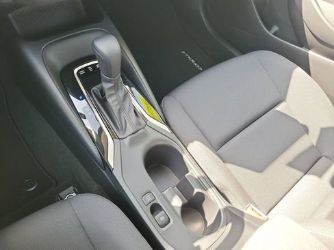 New 2026 Toyota Corolla LE FWD image 18