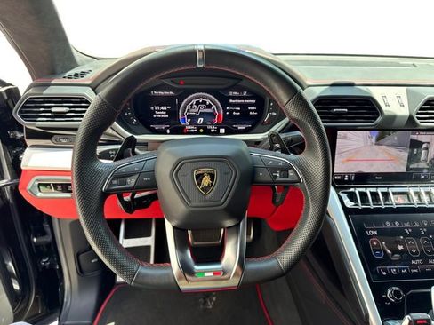 Used 2020 Lamborghini Urus AWD/4WD image 12
