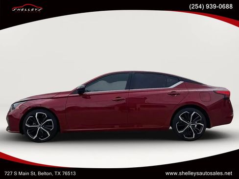 Used 2023 Nissan Altima 2.5 SR FWD image 1