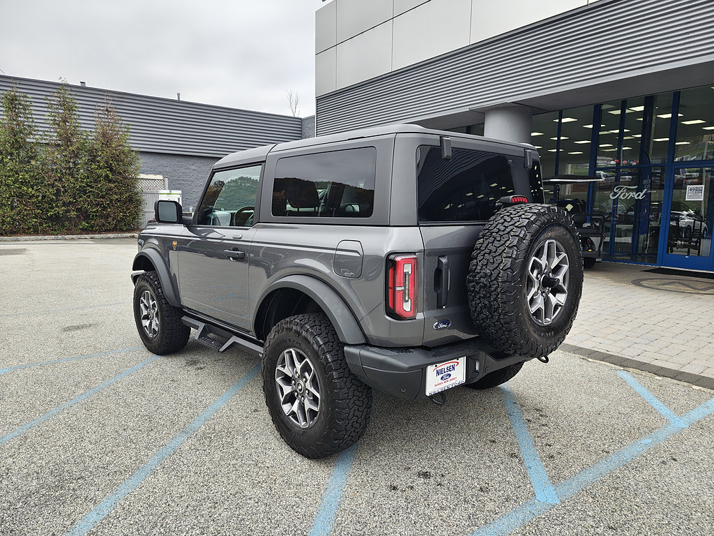 Used 2023 Ford Bronco Badlands AWD/4WD image 8