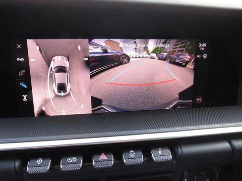 Used 2025 Porsche 911 Carrera RWD image 15