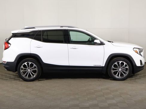 Used 2018 GMC Terrain SLT FWD image 17
