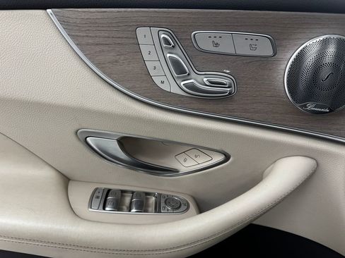 Used 2019 Mercedes-Benz E 450 4MATIC Cabriolet image 40