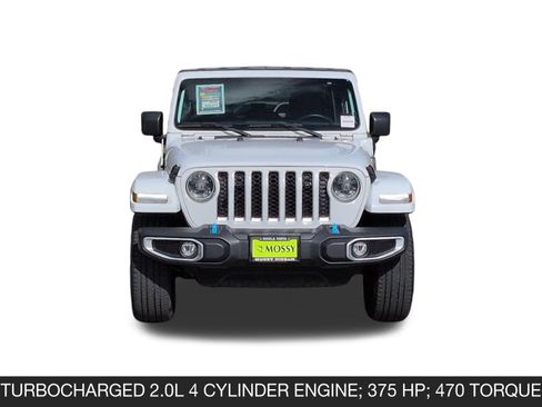 Used 2023 Jeep Wrangler Sahara w/ Cold Weather Group image 4