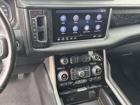 Used 2021 GMC Yukon Denali w/ Denali Premium Package AWD/4WD image 31